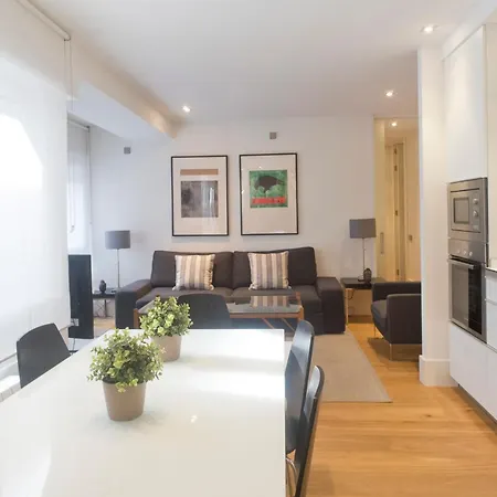 Апартаменти Avenida La Concha - Ib.